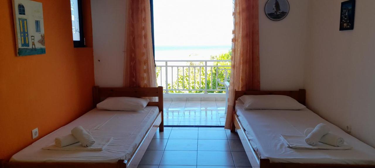 Apartament Lakkopetra